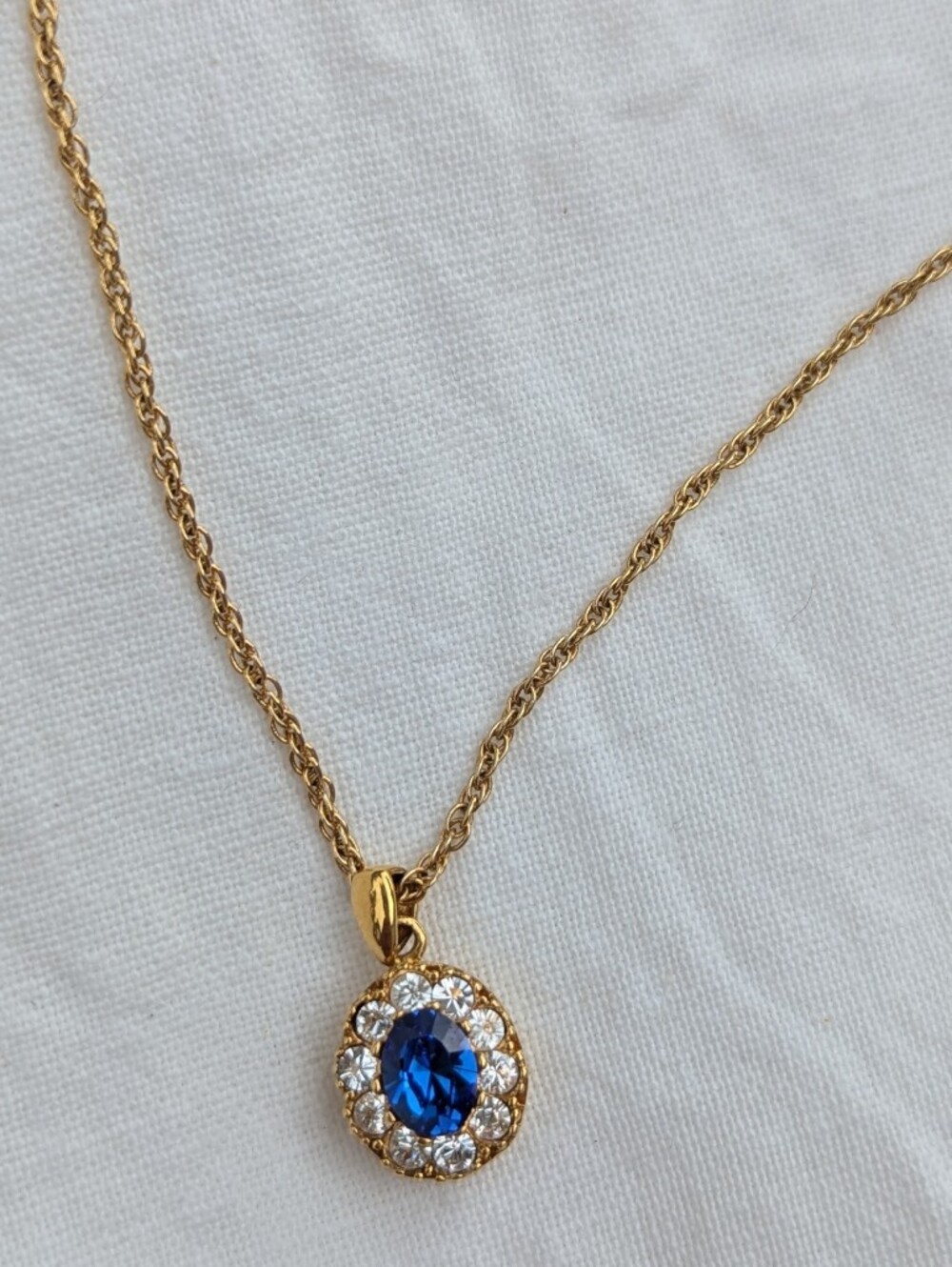 Vintage ADF 4 Piece Set Sapphire And Diamond Colored Crystals - Picture 6 of 10